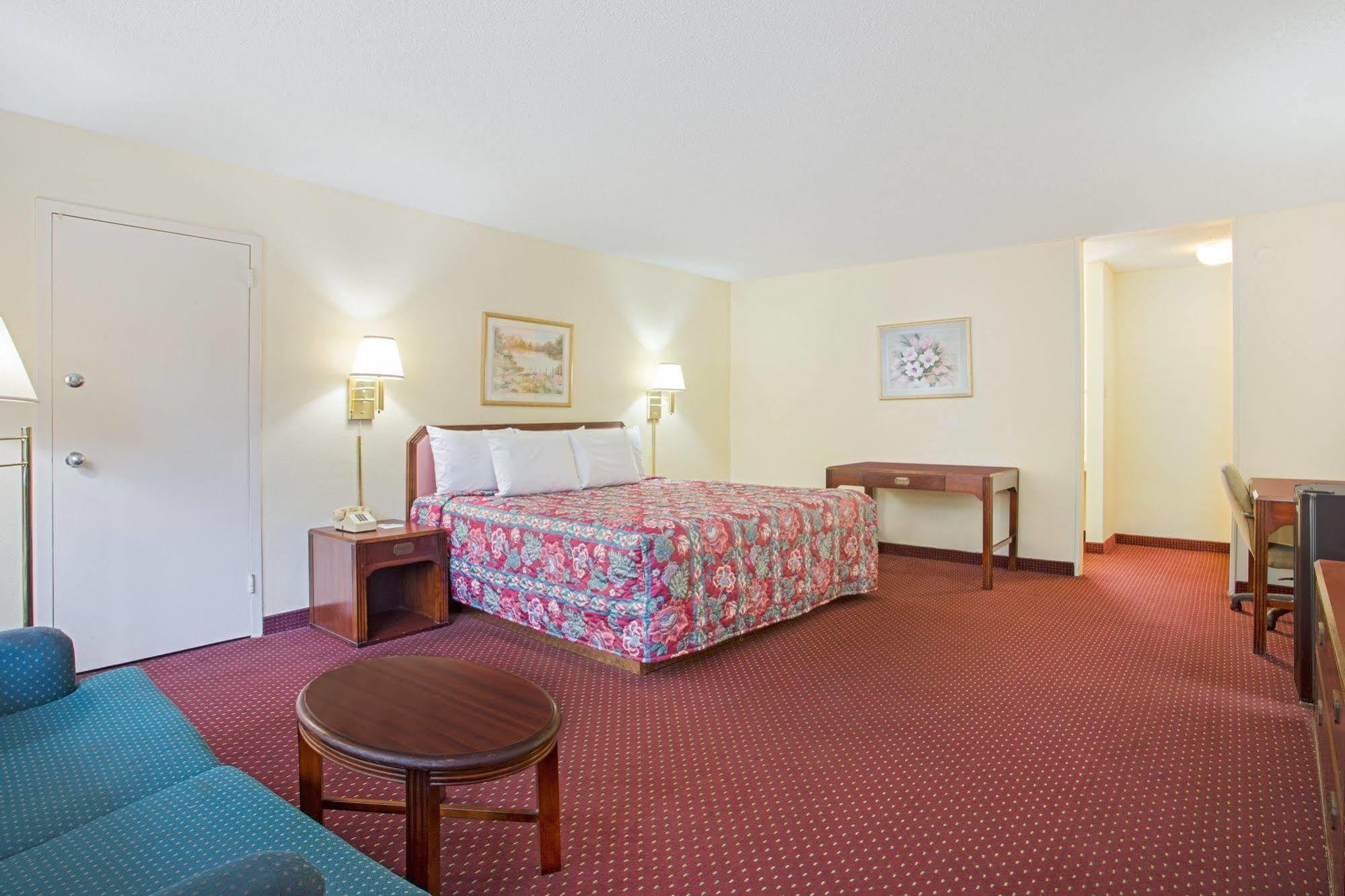 Bristol Parkway Inn Exterior foto
